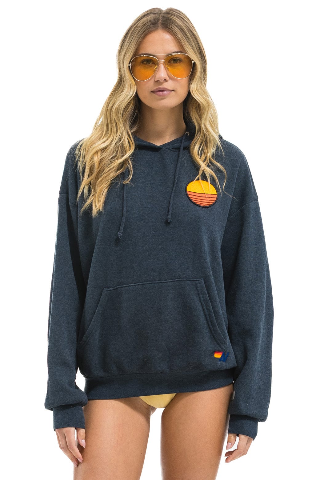 SUNSET PATCH PULLOVER RELAXED HOODIE - CHARCOAL - Image 3