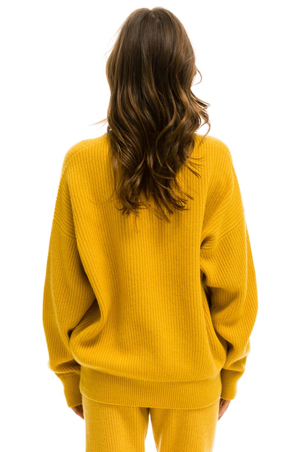 VINTAGE CABIN UNISEX CASHMERE SWEATER - GOLD - Image 8