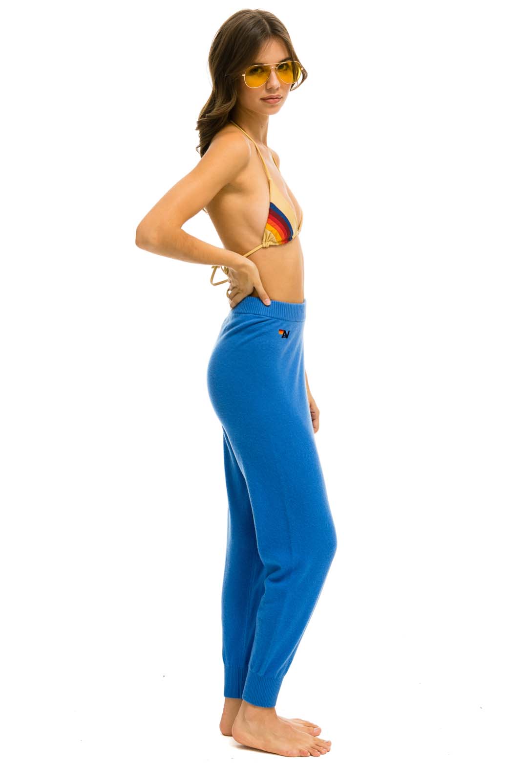 BOLT CASHMERE LIGHT SWEATER PANT - VINTAGE BLUE // GOLD BOLT - Image 2